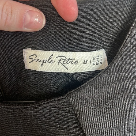 SIMPLE RETRO PINUP Black A-Line Dress with Red Hem SIZE MEDIUM - Picture 10 of 10